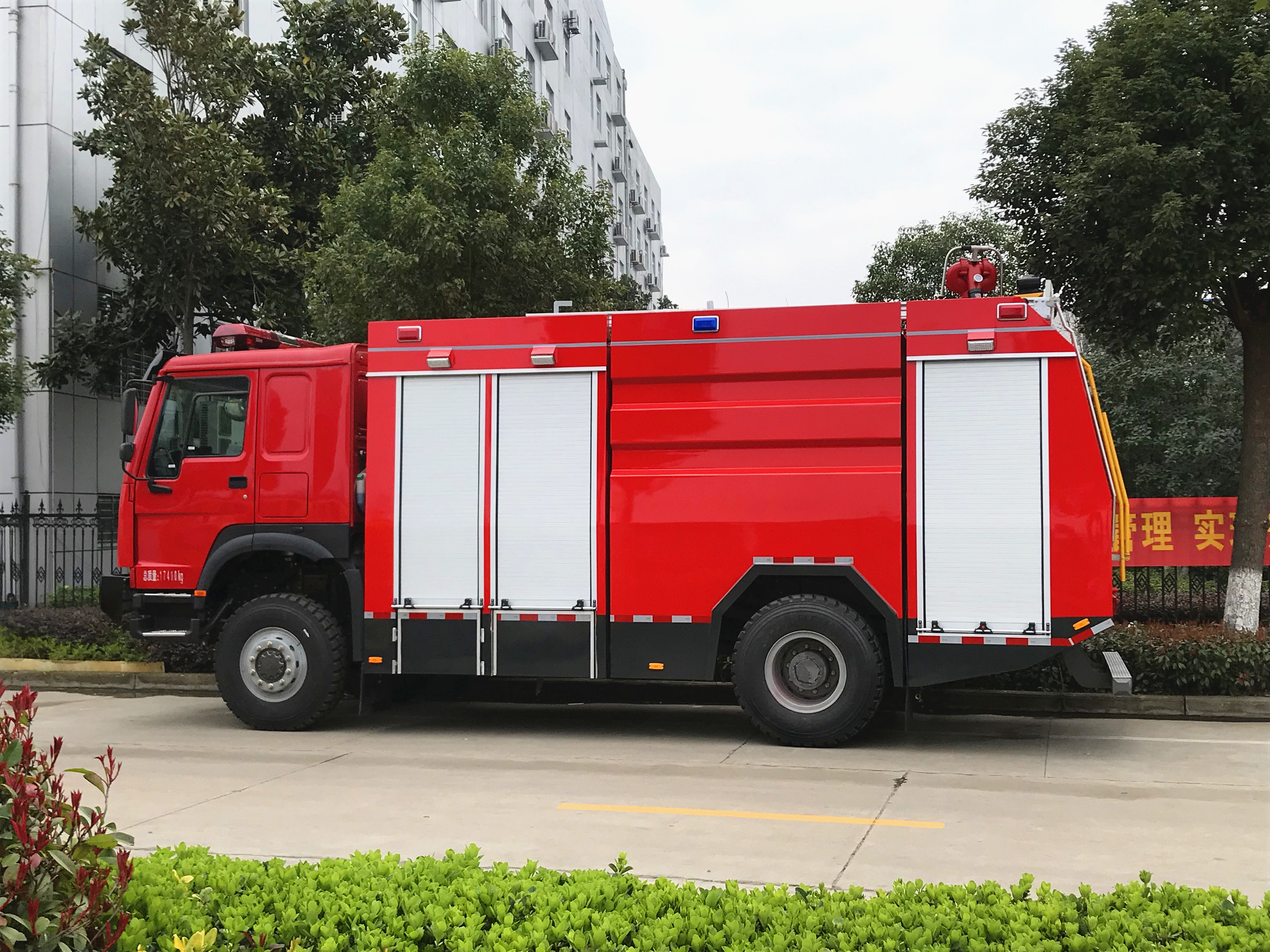 �����������(q��)6��ɭ������܇(ch��)